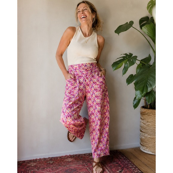 Hoss Intropia Pants - Hoss Intropia Pink Purple Abstract Ikat Print Cropped Pants Womens 12 XL